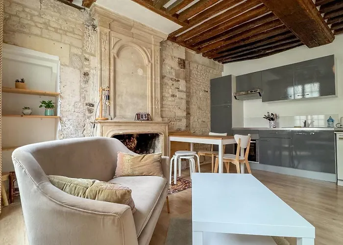 Neptune Lägenhet Caen